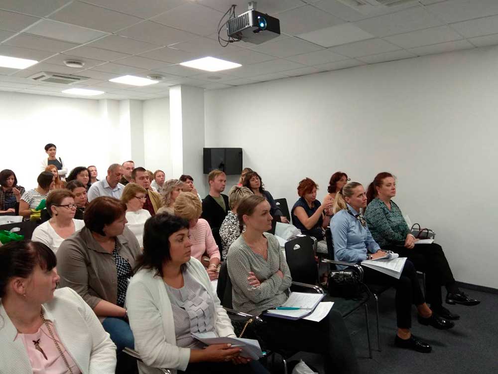 seminar-2.jpg